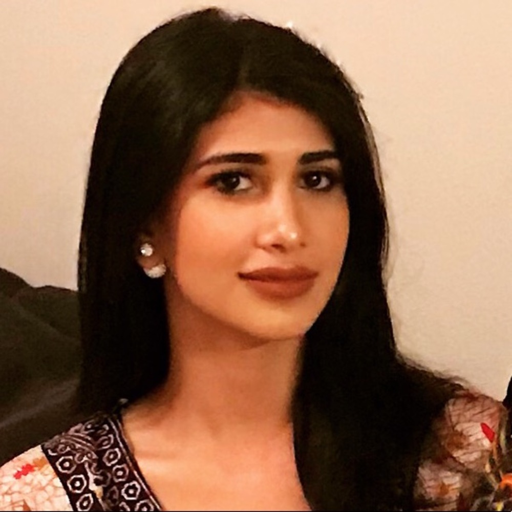 Meet your Posher, Nour